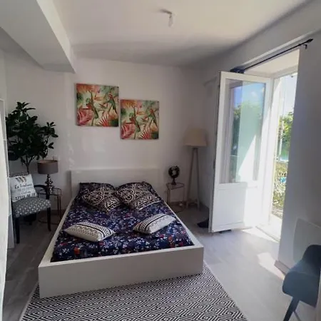 Apartament Prive « rive Droite »