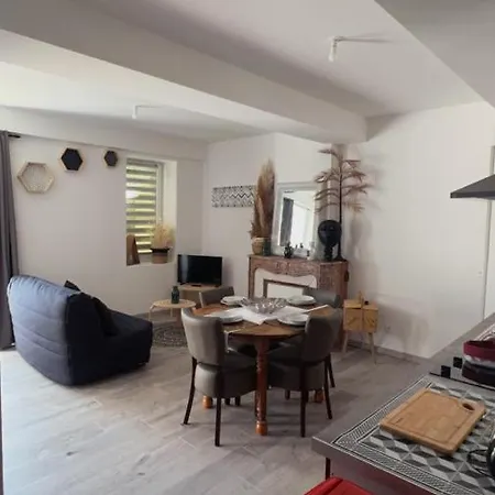 Apartament Prive « rive Droite »